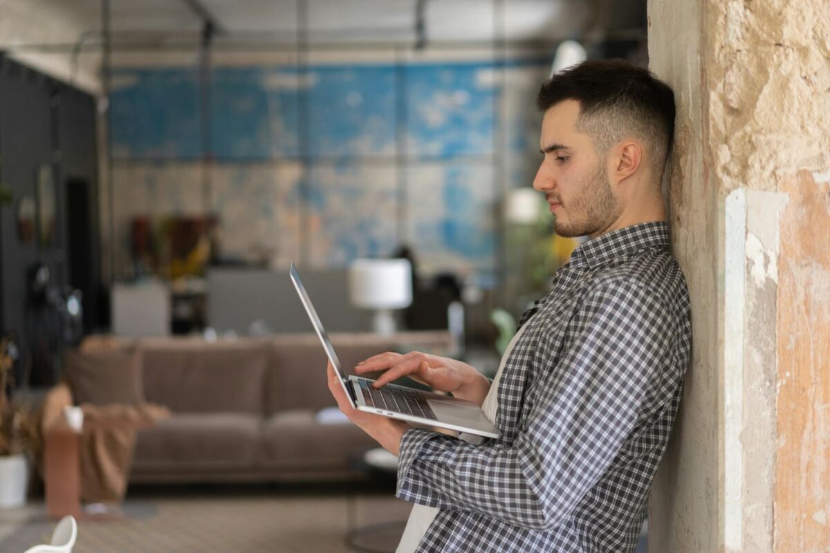 Kaip dirbti su ChatGPT ir AI įrankiais produktyviau