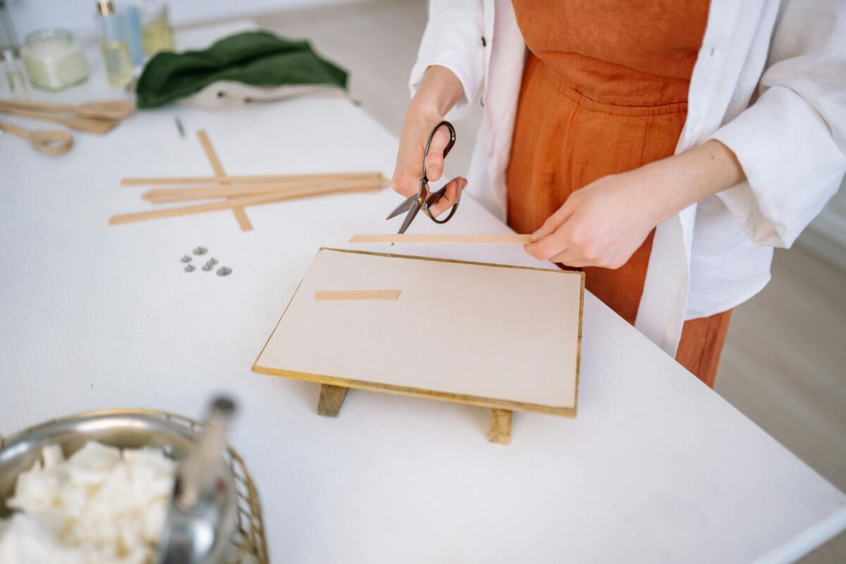 Kaip pradėti rankdarbius: nėrimas, mezgimas ir makramė