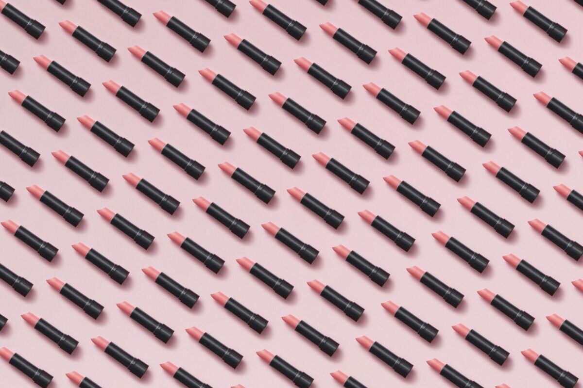 Grožio industrijos tendencijos 2026: kas keičiasi ir kodėl