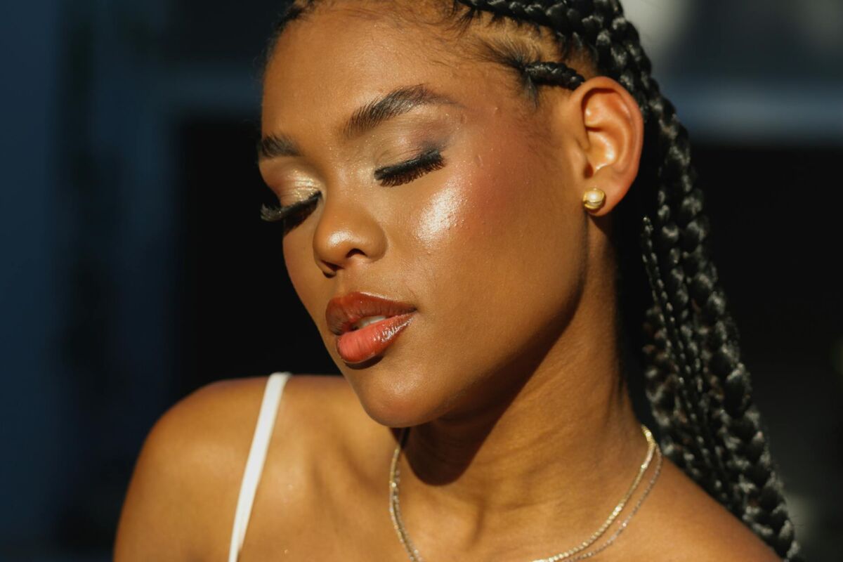 Hialurono rūgštis: kodėl visi ją myli ir kaip naudoti teisingai