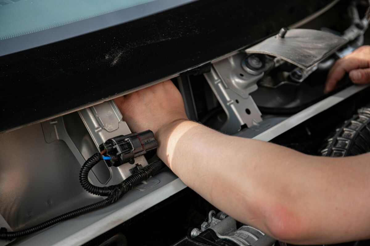Elektromobilio priežiūra: kuo ji skiriasi nuo įprasto automobilio