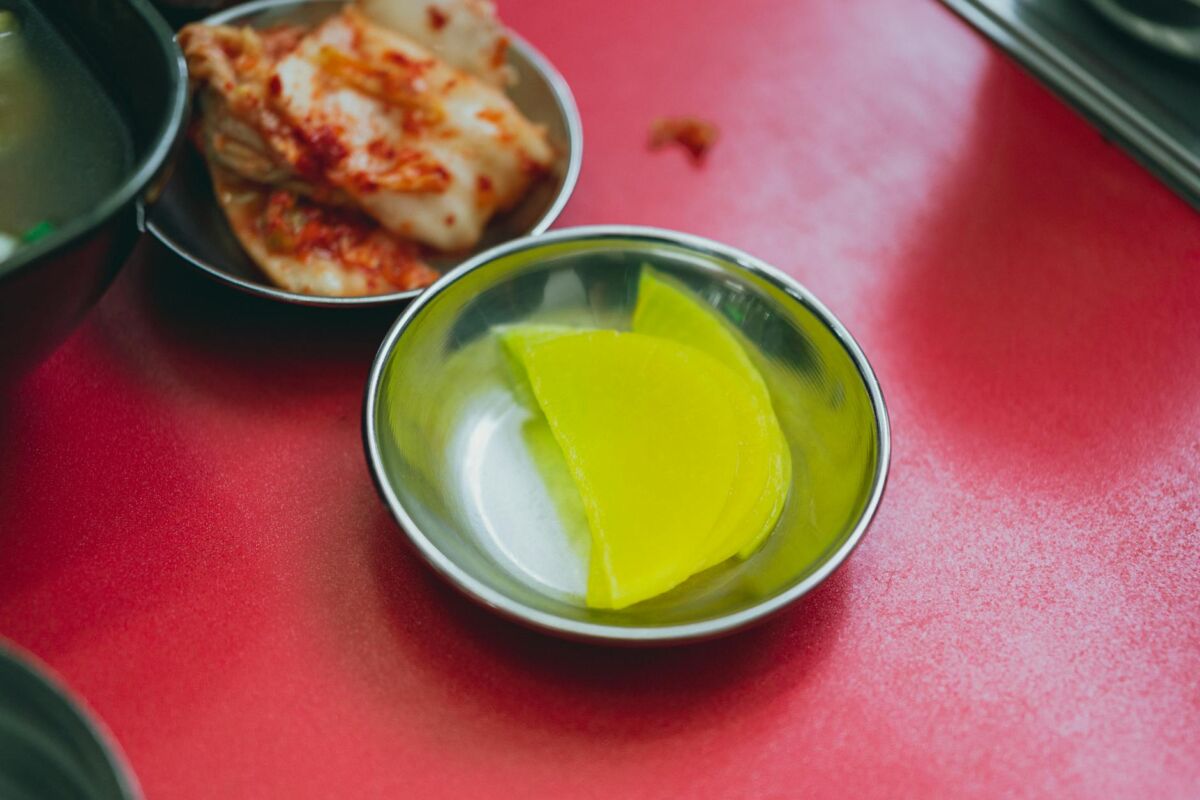 Fermentavimo namuose vadovas: kimchi, kombucha ir daugiau