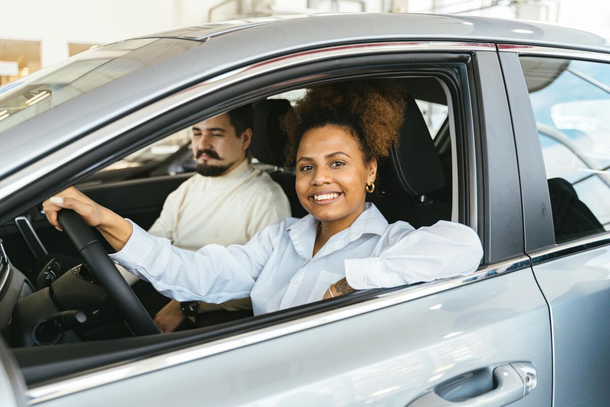 Kaip išsirinkti pirmą automobilį: pilnas pirkėjo vadovas