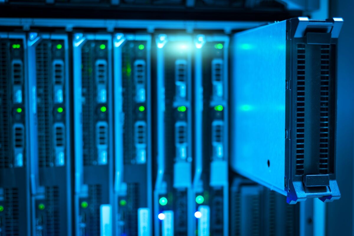 Namų serveris ir NAS: kaip saugoti duomenis be debesų