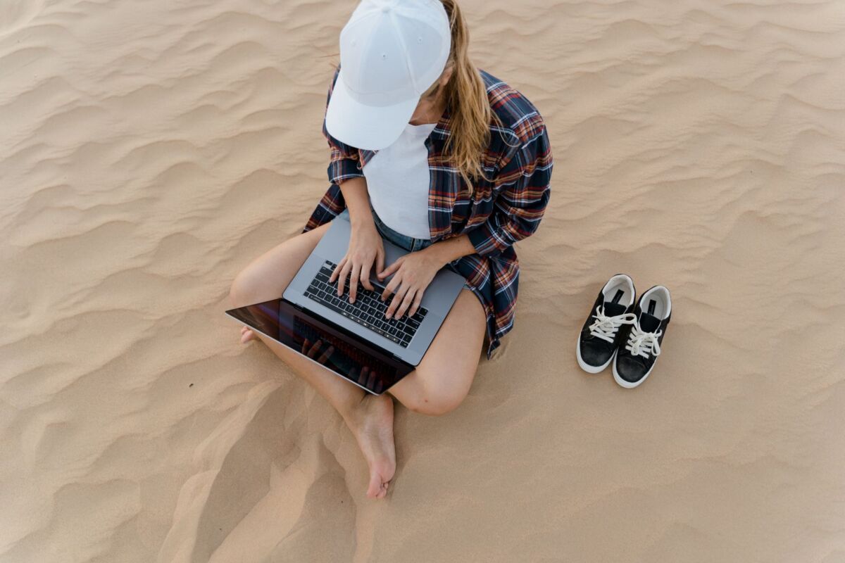 Nuotolinis darbas iš užsienio: digital nomad kelias iš Lietuvos