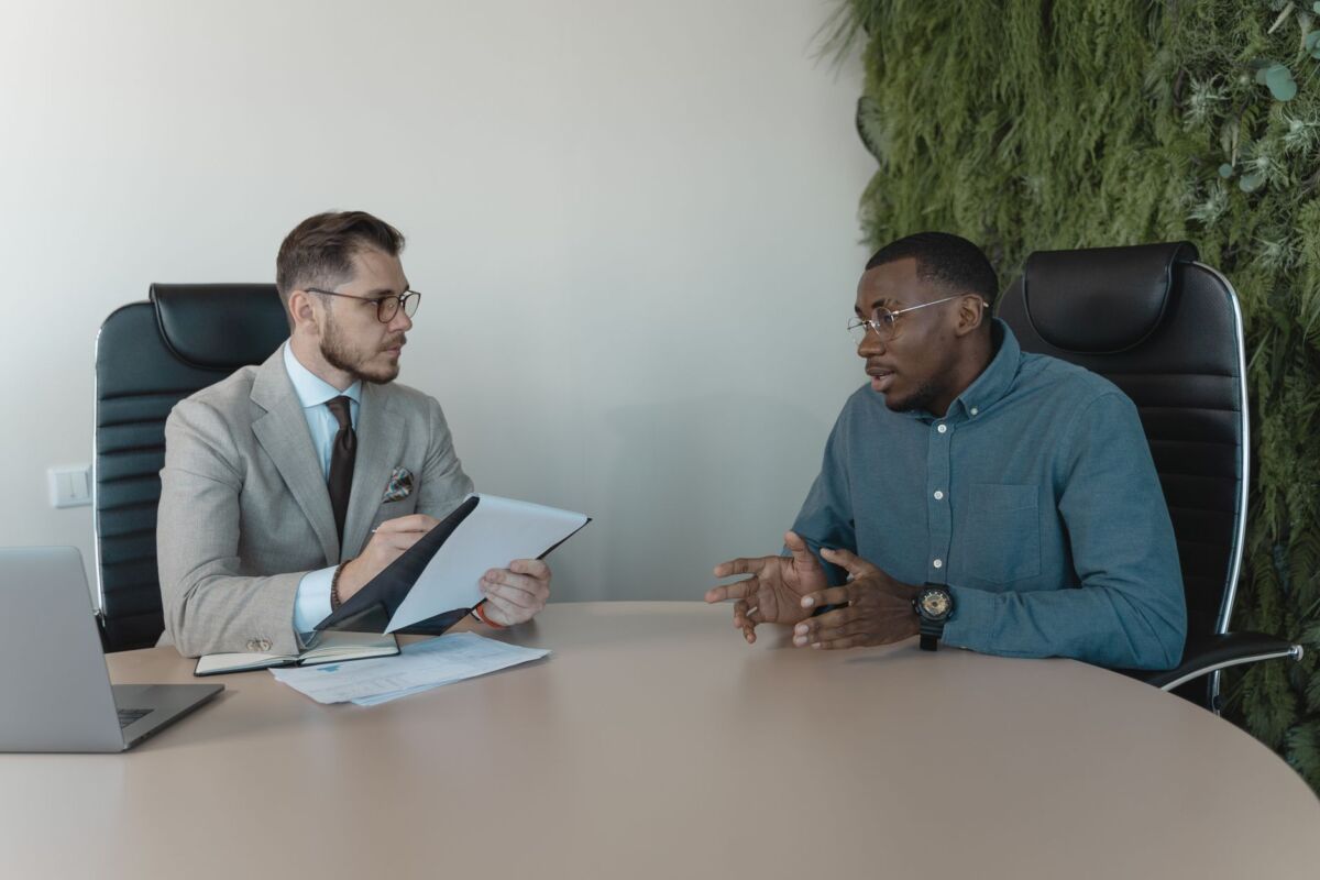 Kaip pasiruošti darbo pokalbiui iš namų: nuotolinio interviu patarimai