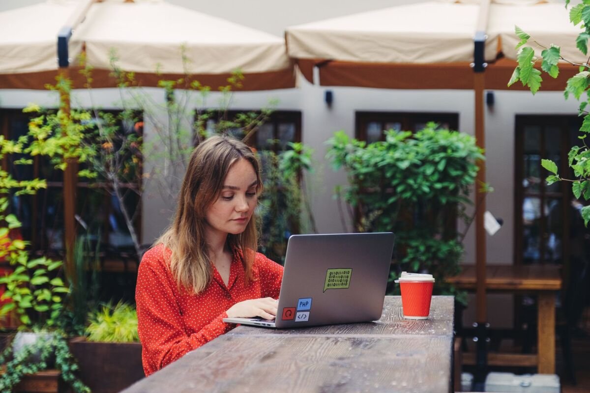 Freelancing Lietuvoje: kaip pradėti ir išvengti dažniausių klaidų